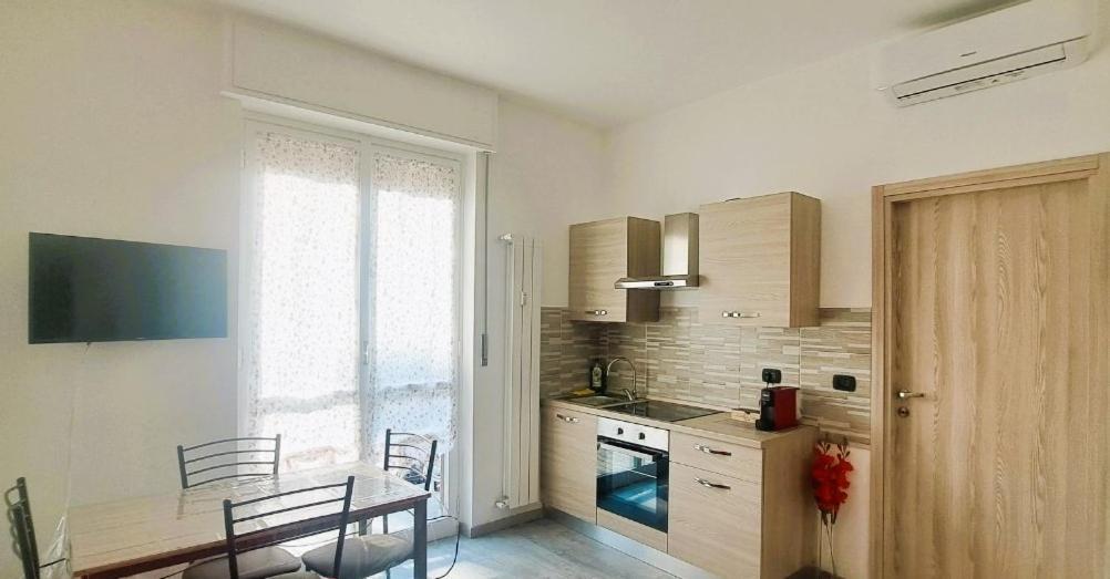 شقة La Petite Maison أغراتي بريانزا المظهر الخارجي الصورة